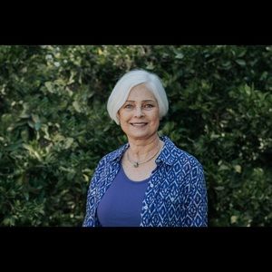 Meet your Posher, Pamela